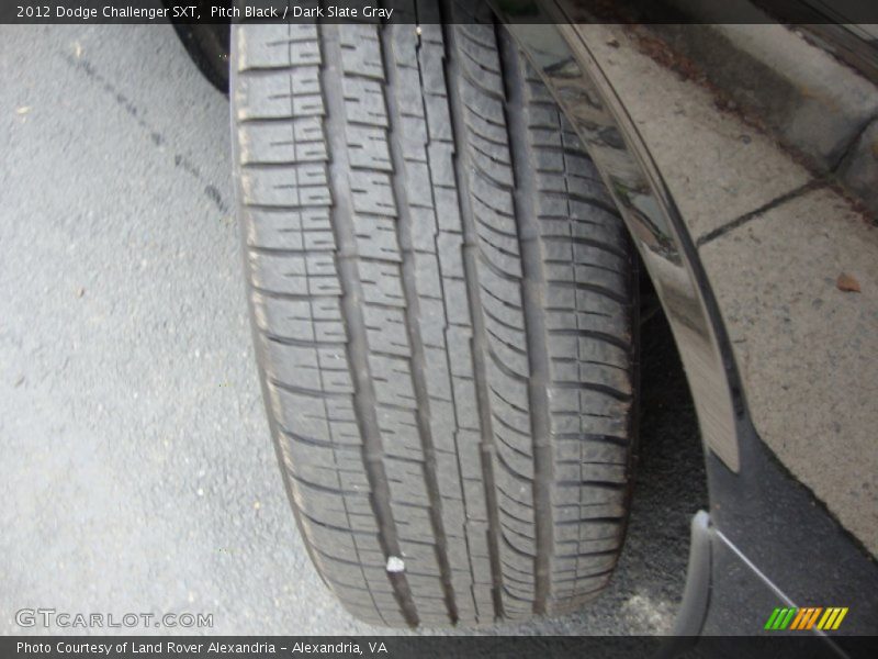 Pitch Black / Dark Slate Gray 2012 Dodge Challenger SXT
