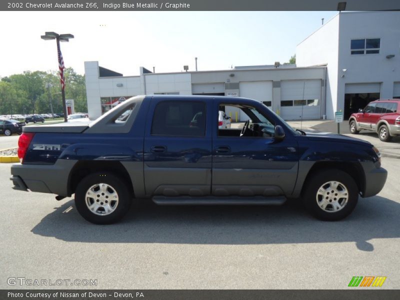 Indigo Blue Metallic / Graphite 2002 Chevrolet Avalanche Z66