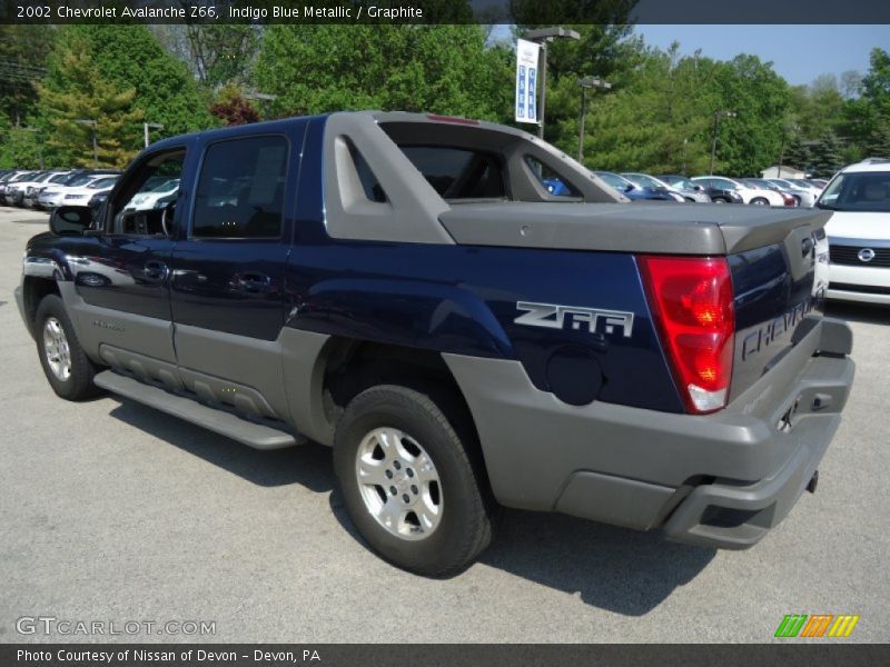 Indigo Blue Metallic / Graphite 2002 Chevrolet Avalanche Z66