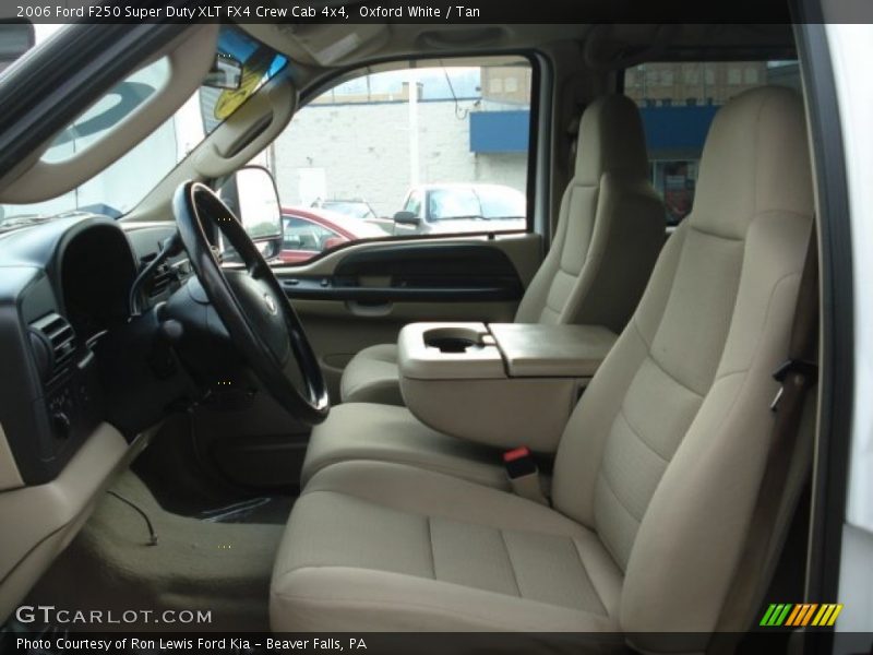 Front Seat of 2006 F250 Super Duty XLT FX4 Crew Cab 4x4