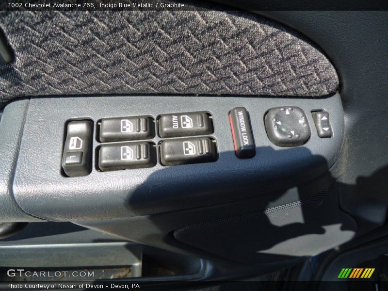 Indigo Blue Metallic / Graphite 2002 Chevrolet Avalanche Z66