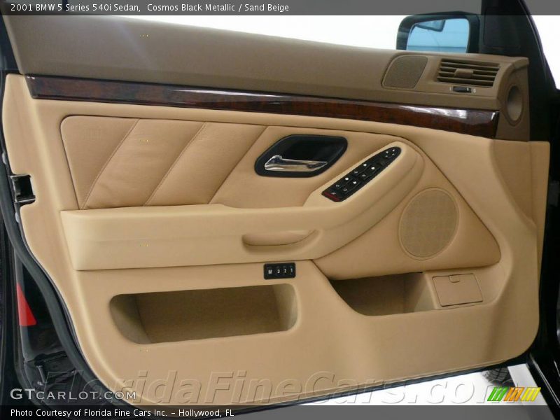 Cosmos Black Metallic / Sand Beige 2001 BMW 5 Series 540i Sedan