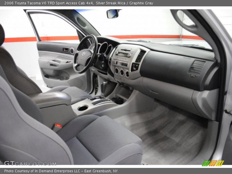 Silver Streak Mica / Graphite Gray 2006 Toyota Tacoma V6 TRD Sport Access Cab 4x4