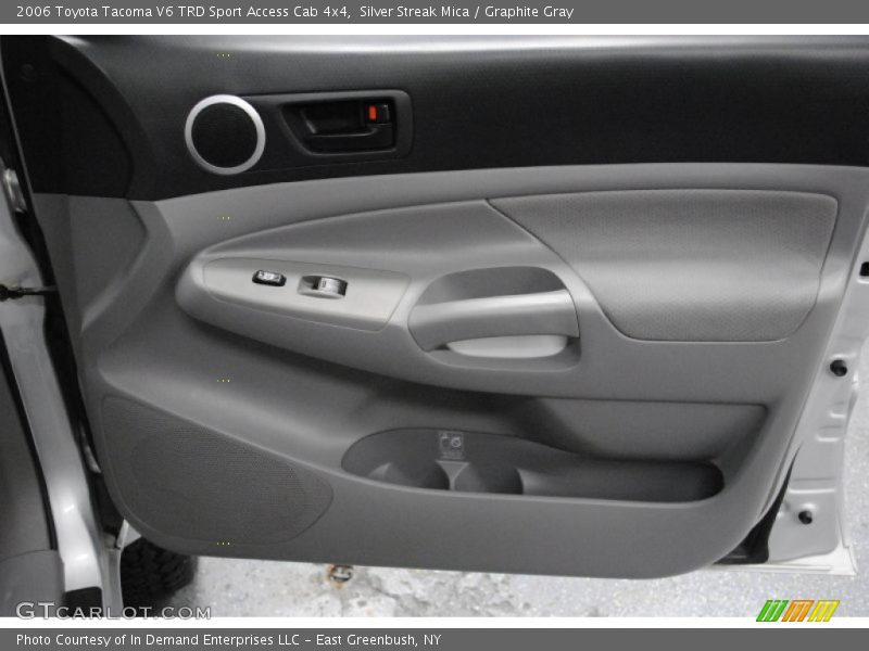 Silver Streak Mica / Graphite Gray 2006 Toyota Tacoma V6 TRD Sport Access Cab 4x4