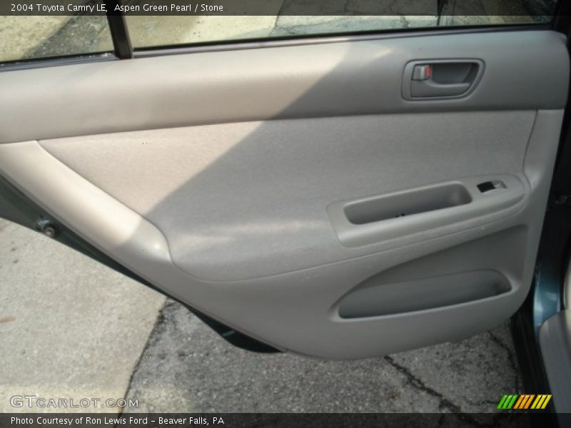 Aspen Green Pearl / Stone 2004 Toyota Camry LE