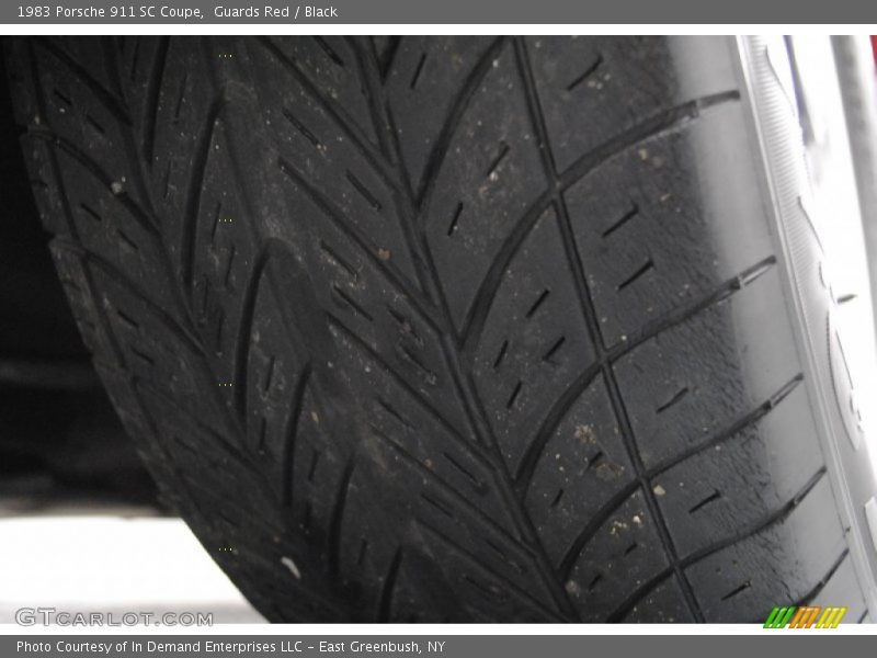 Guards Red / Black 1983 Porsche 911 SC Coupe