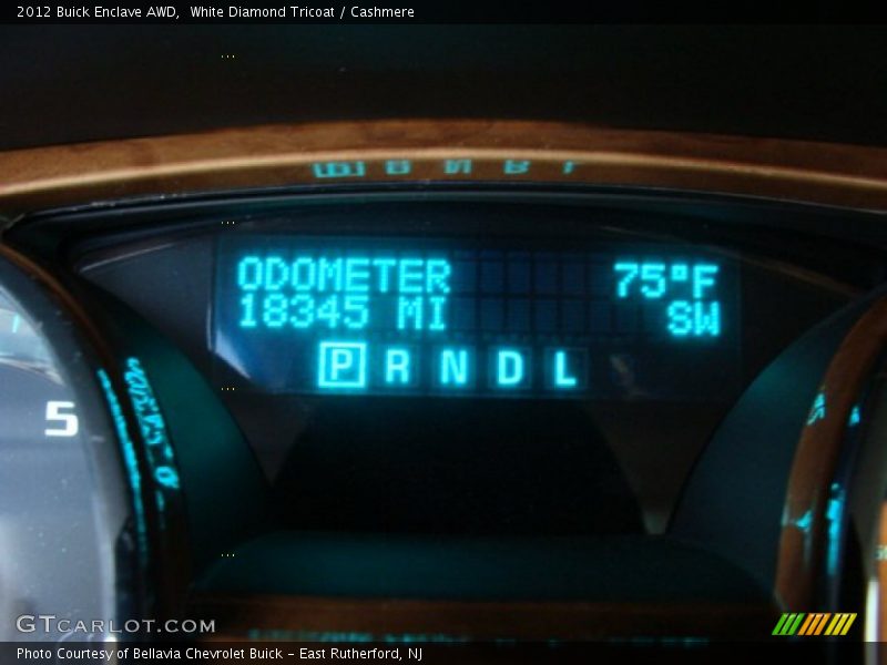 White Diamond Tricoat / Cashmere 2012 Buick Enclave AWD