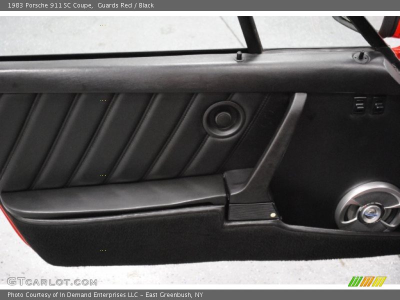 Door Panel of 1983 911 SC Coupe