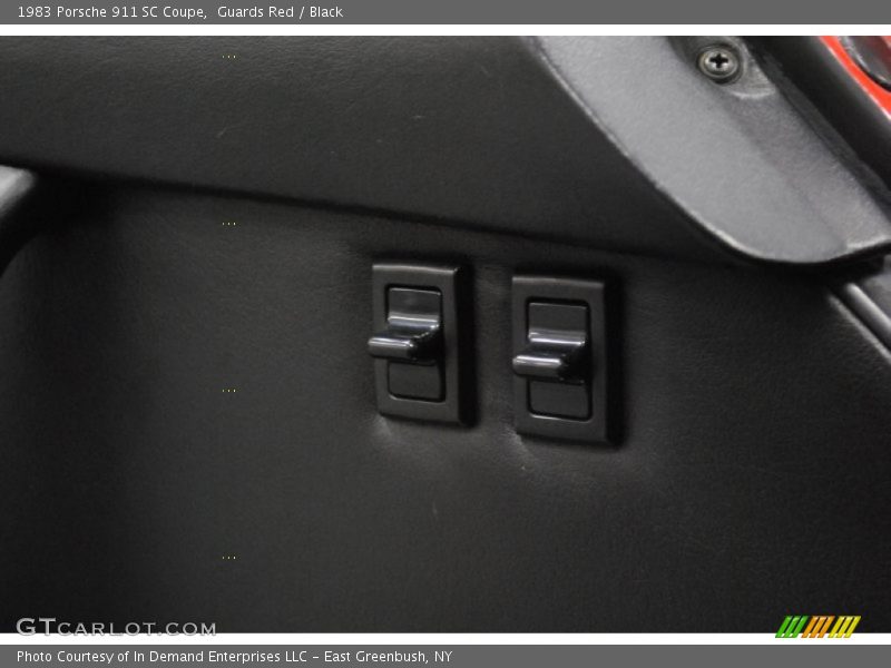 Controls of 1983 911 SC Coupe