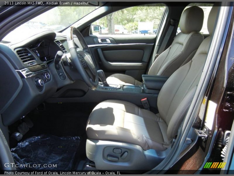  2013 MKS FWD Hazelnut Interior