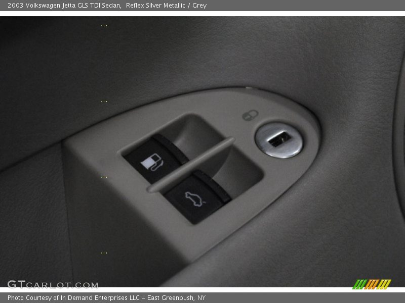 Reflex Silver Metallic / Grey 2003 Volkswagen Jetta GLS TDI Sedan