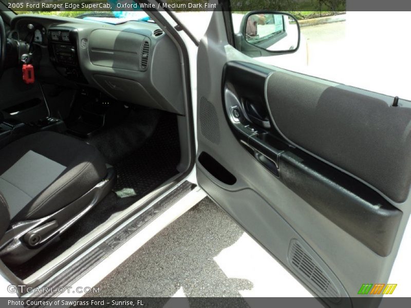 Oxford White / Medium Dark Flint 2005 Ford Ranger Edge SuperCab