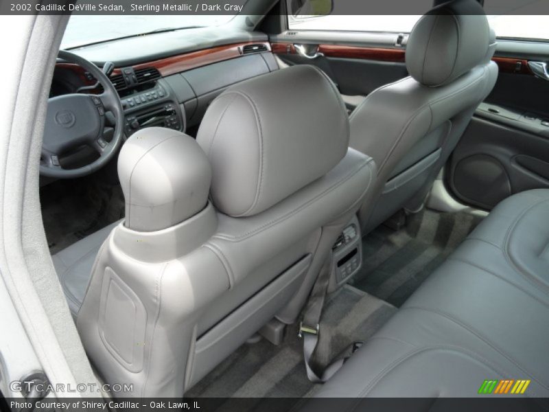 Sterling Metallic / Dark Gray 2002 Cadillac DeVille Sedan