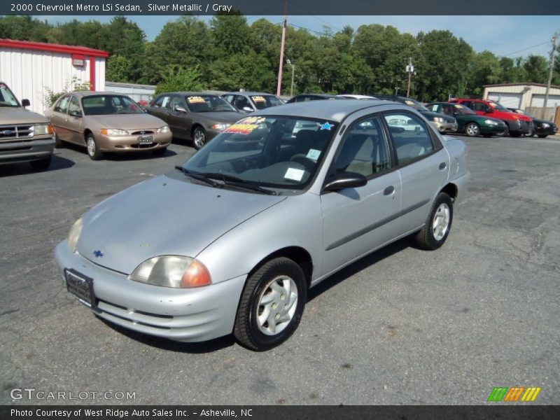 Silver Metallic / Gray 2000 Chevrolet Metro LSi Sedan