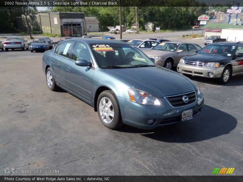 Seascape Light Blue / Charcoal Black 2002 Nissan Altima 2.5 S