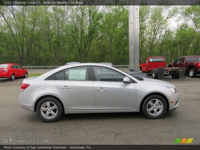 Silver Ice Metallic / Jet Black 2012 Chevrolet Cruze LT