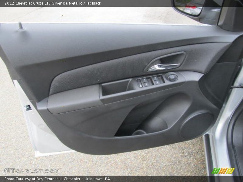 Silver Ice Metallic / Jet Black 2012 Chevrolet Cruze LT