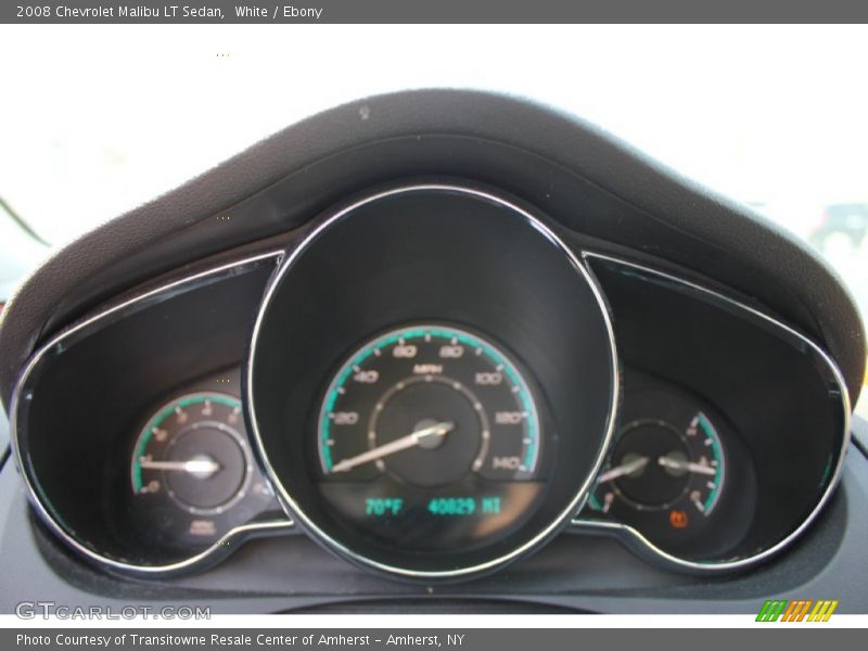 White / Ebony 2008 Chevrolet Malibu LT Sedan