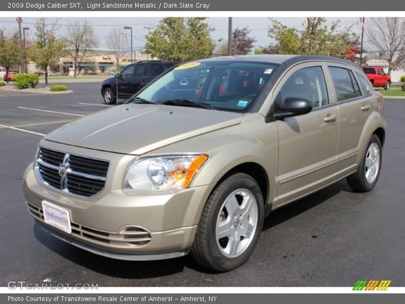 Light Sandstone Metallic / Dark Slate Gray 2009 Dodge Caliber SXT