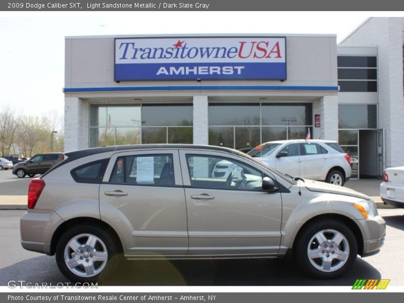 Light Sandstone Metallic / Dark Slate Gray 2009 Dodge Caliber SXT
