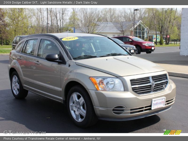 Light Sandstone Metallic / Dark Slate Gray 2009 Dodge Caliber SXT