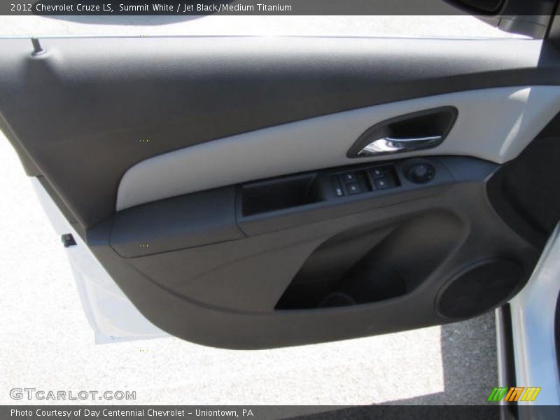 Summit White / Jet Black/Medium Titanium 2012 Chevrolet Cruze LS