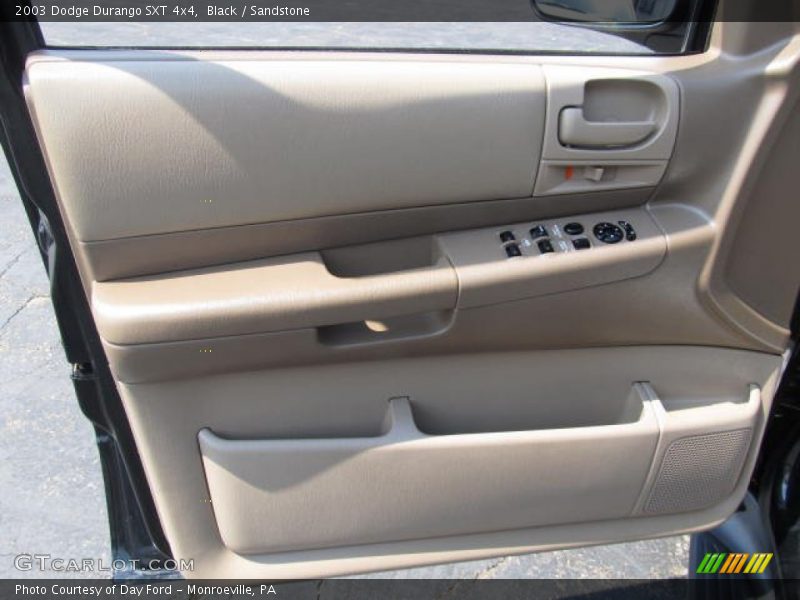 Black / Sandstone 2003 Dodge Durango SXT 4x4