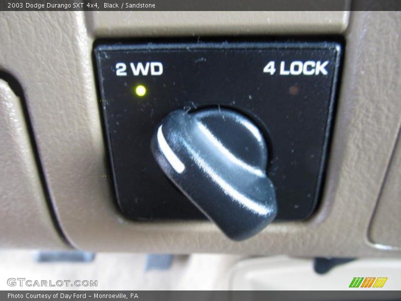 Black / Sandstone 2003 Dodge Durango SXT 4x4