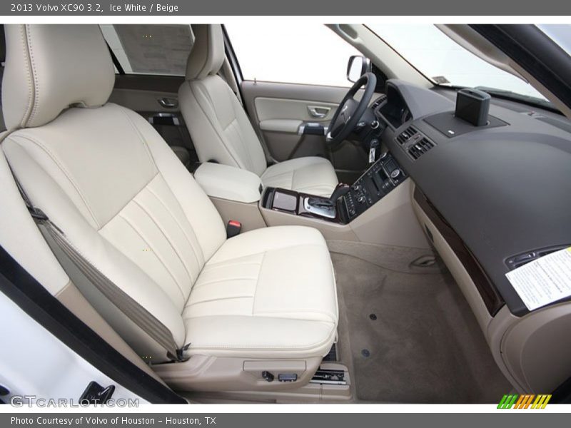 Ice White / Beige 2013 Volvo XC90 3.2