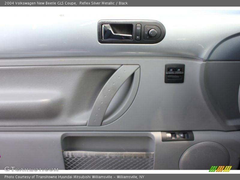 Reflex Silver Metallic / Black 2004 Volkswagen New Beetle GLS Coupe