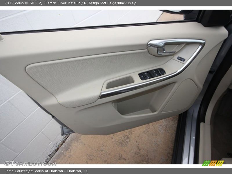 Electric Silver Metallic / R Design Soft Beige/Black Inlay 2012 Volvo XC60 3.2