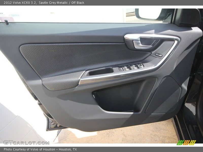 Saville Grey Metallic / Off Black 2012 Volvo XC60 3.2