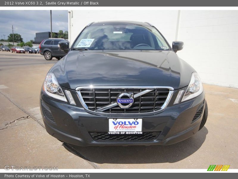 Saville Grey Metallic / Off Black 2012 Volvo XC60 3.2