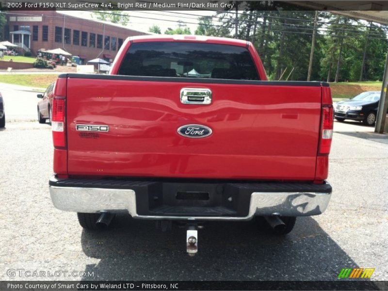 Bright Red / Medium Flint/Dark Flint Grey 2005 Ford F150 XLT SuperCrew 4x4