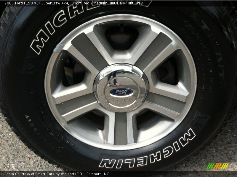 Bright Red / Medium Flint/Dark Flint Grey 2005 Ford F150 XLT SuperCrew 4x4