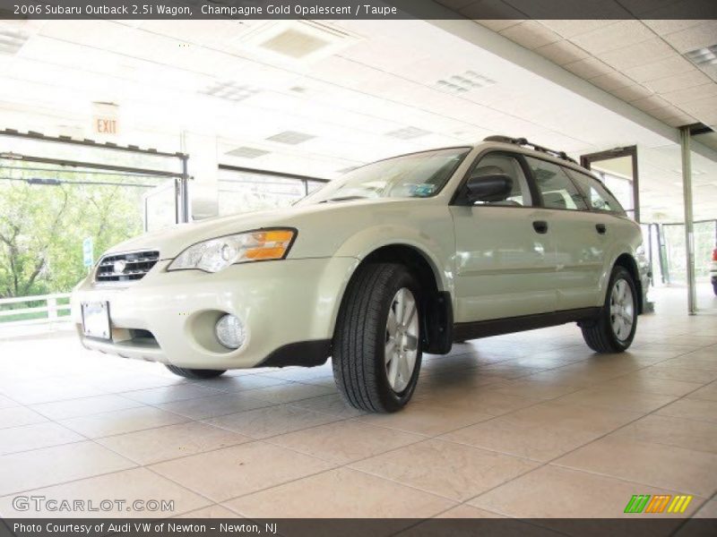 Champagne Gold Opalescent / Taupe 2006 Subaru Outback 2.5i Wagon