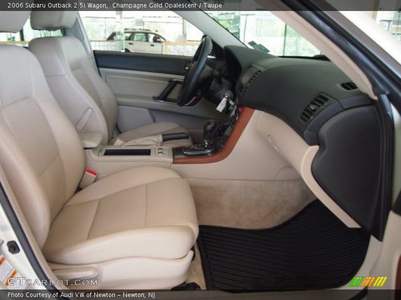 Champagne Gold Opalescent / Taupe 2006 Subaru Outback 2.5i Wagon