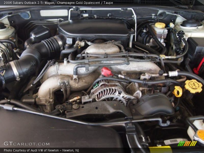 Champagne Gold Opalescent / Taupe 2006 Subaru Outback 2.5i Wagon
