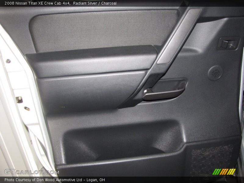 Radiant Silver / Charcoal 2008 Nissan Titan XE Crew Cab 4x4