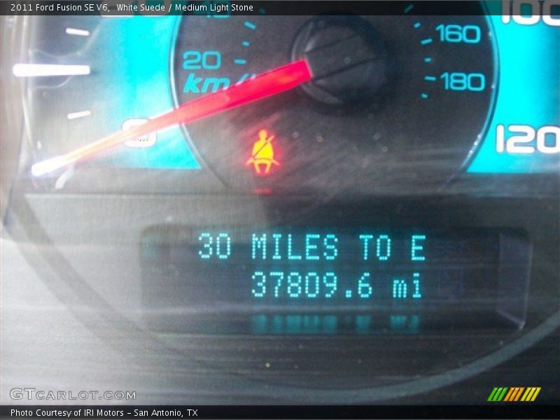 White Suede / Medium Light Stone 2011 Ford Fusion SE V6