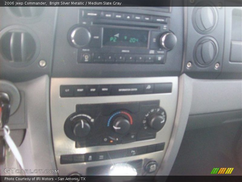 Bright Silver Metallic / Medium Slate Gray 2006 Jeep Commander