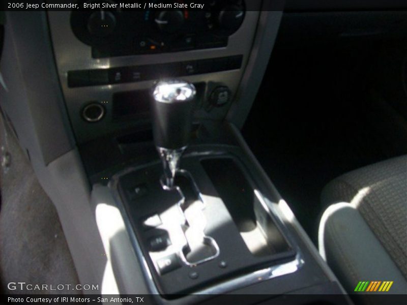 Bright Silver Metallic / Medium Slate Gray 2006 Jeep Commander