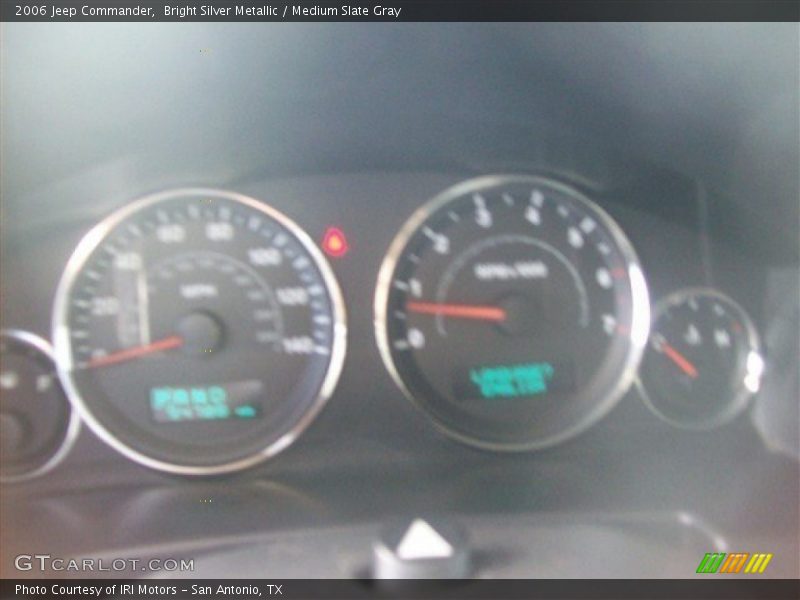 Bright Silver Metallic / Medium Slate Gray 2006 Jeep Commander