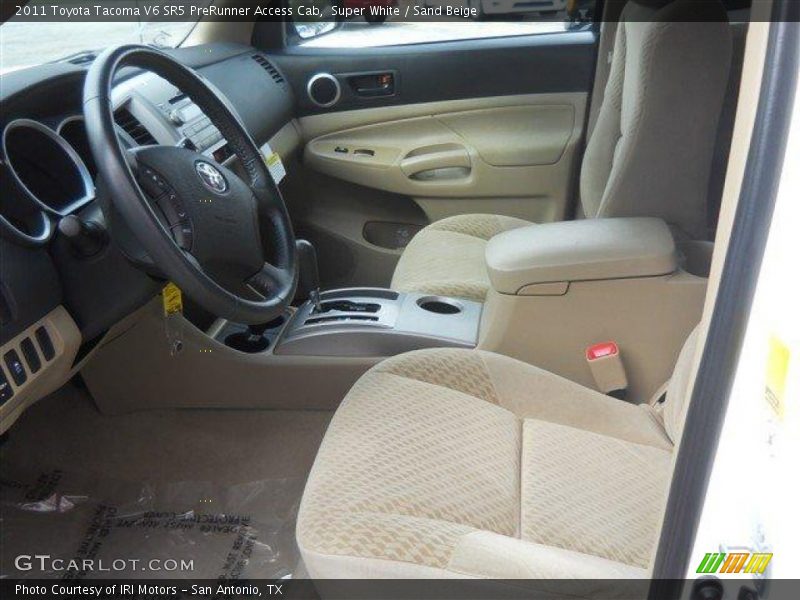 Super White / Sand Beige 2011 Toyota Tacoma V6 SR5 PreRunner Access Cab