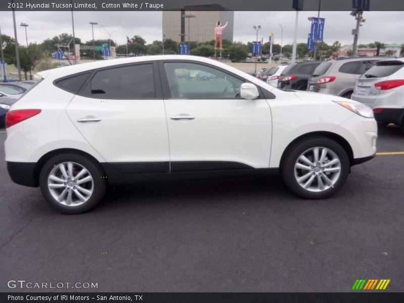 Cotton White / Taupe 2012 Hyundai Tucson Limited