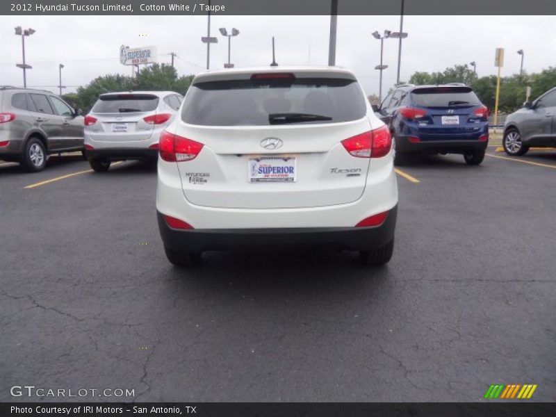 Cotton White / Taupe 2012 Hyundai Tucson Limited