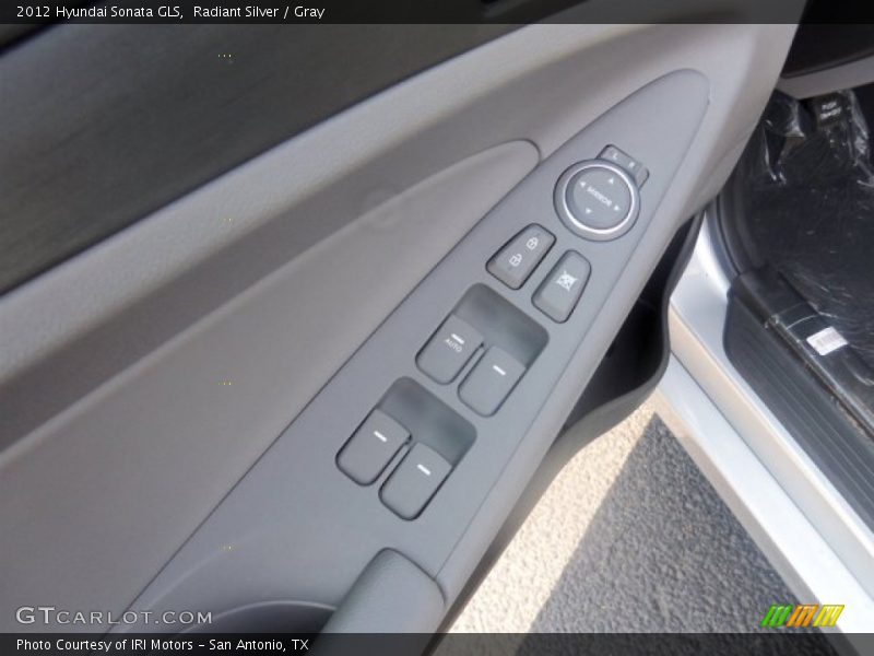 Radiant Silver / Gray 2012 Hyundai Sonata GLS