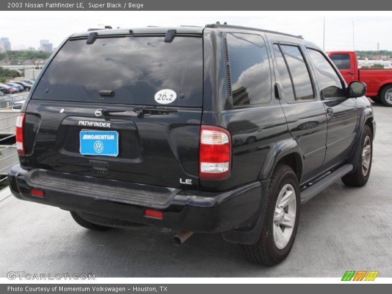 Super Black / Beige 2003 Nissan Pathfinder LE