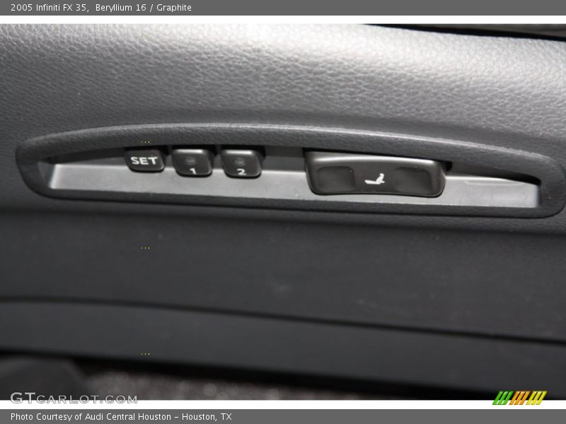 Beryllium 16 / Graphite 2005 Infiniti FX 35