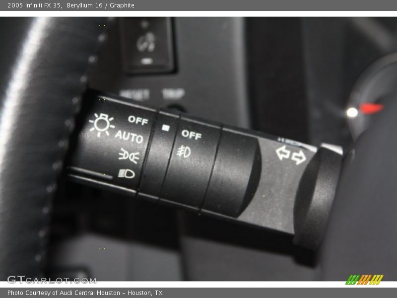 Beryllium 16 / Graphite 2005 Infiniti FX 35